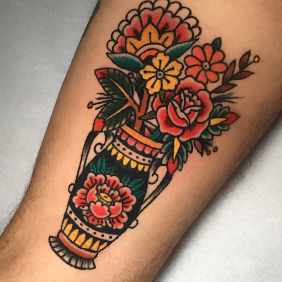 tatuaggio fiori traditional