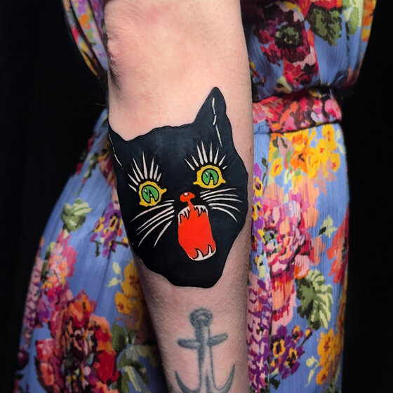 tatuaggio gatto ragazza